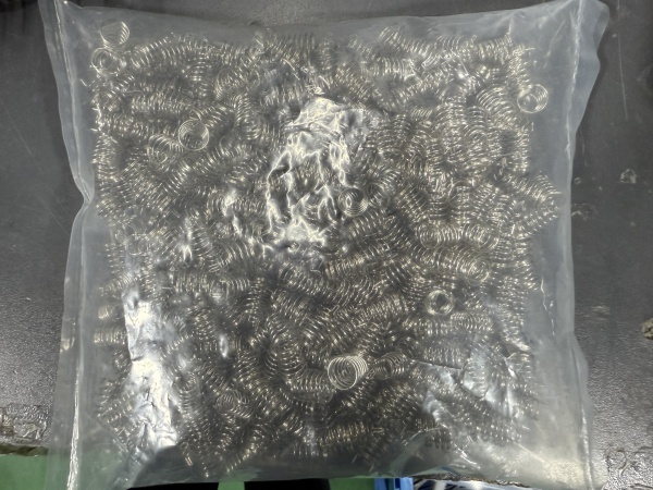 Bulk plastic bag packaging